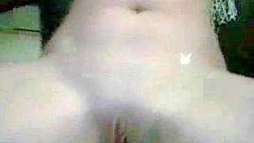 Tight Teen Pussy Rubdown on Webcam