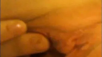 Amateur Brunette Girlfriend Masturbation & Pussy Eating Solo