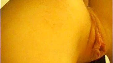 Amateur Brunette Girlfriend Masturbation & Pussy Eating Solo