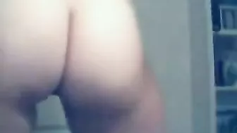 Masturbating Teen Pussy Spread Tight & Shaved on Cam!