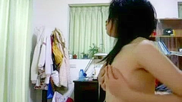Skinny Teen with Small Tits Masturbates on Webcam for Boyfriend