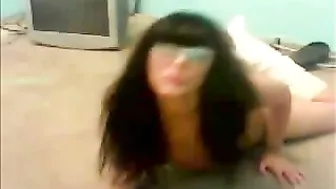 Masturbating in Striptease with Small Tits and Ass Shake