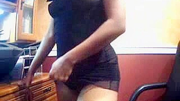 Masturbating Indian Brunette in Lingerie Striptease on Webcam