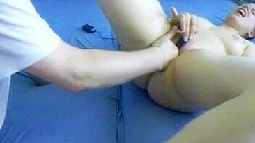 Fistina Fetish - Masturbating with Glasses and Fists