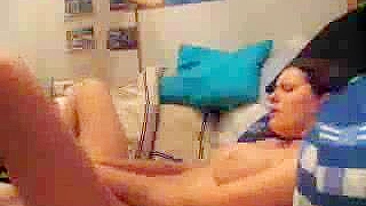 Masturbating Brunette Finger Play