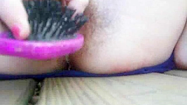 Masturbating Teen Brunette with Hairy Snatch Squirts Oozing Cum!