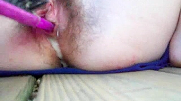 Masturbating Teen Brunette with Hairy Snatch Squirts Oozing Cum!