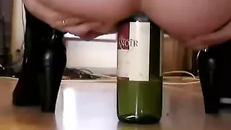 Cowgirl Rides Bottle Rocket Dildo for Masturbation Bliss