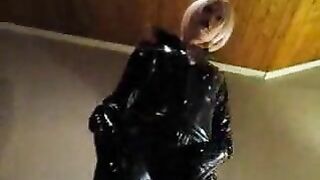 Masturbating in Latex and Leather with German Fetish Dildos