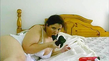 Big Tits Mature Mom Anal Masturbation with Dildos!