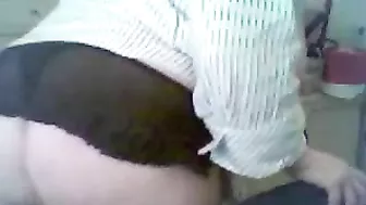 Mom Masturbation Madness - Rubbin' that Pussy with Fishnet and Dildos! Mom Masturbation Madness - Rubbin' that Pussy with Fishnet and Dildos!