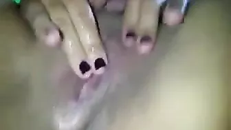 Amateur Latina Masturbates with Dildo in Homemade Video