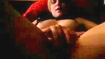 Masturbating Teen Homemade Orgasmic Pussy Rub!