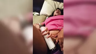 MILF Italian Brunette Homemade Orgasmic Masturbation!