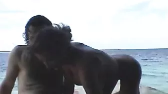 Masturbating in the Bungalow - A Couple Outdoor Adventure