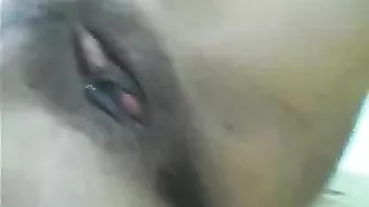 Massive Ebony Pussy Masturbates with Fingers, Clitoris & Spread Lips!