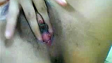 Massive Ebony Pussy Masturbates with Fingers, Clitoris & Spread Lips!