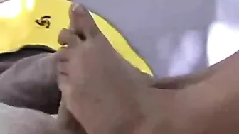 Outdoor Foot Fetish Fun with Girlfriends on Vacation