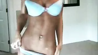 Masturbating Pro Cheerleader in Fishnet Lingerie & Stockings