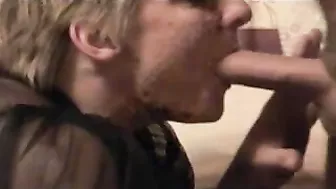Blonde Girlfriend Wild Blowjob with Deepthroat on Homemade Sex