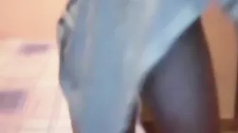 Homemade Fisting with Latina Brunette in Heels