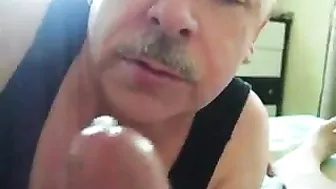 Male Bisexual Sucks Cum from Married Men in Homemade Sex