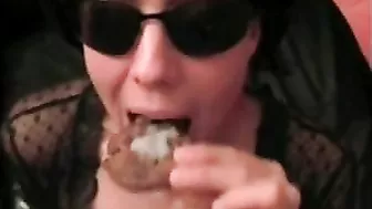 French MILF Swallows Cum in Homemade Amateur Sex