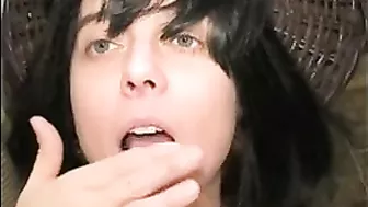 French MILF Swallows Cum in Homemade Amateur Sex