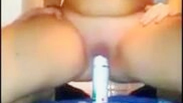 Homemade Porn Video with Teen Fucking Deodorant Canister - Amateur Skinny Petite Young Masterbating College