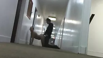 Amateur Couple Kinky Public Sex in Motel Hallway & Bedroom
