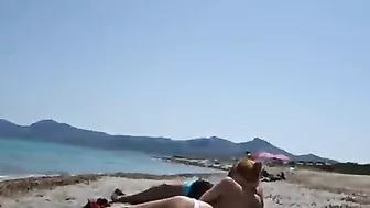 Homemade Swingers' Beach Blowjobs with Cum in Mouth
