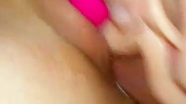 Amateur Girlfriend Gaped Pussy Double Vaginal Sex with Dildos