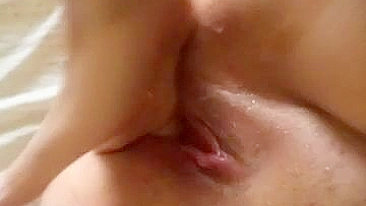 Homemade Squirting Fun with Chubby Girlfriends