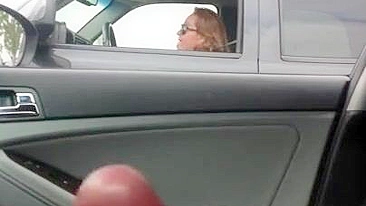 Homemade Public Flashing & Jerking Off for Cougars in Car