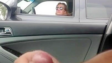 Homemade Public Flashing & Jerking Off for Cougars in Car