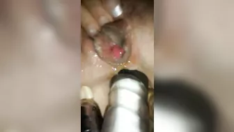 Amateur Girlfriend Homemade Anal Orgasm with Dildo & Squirting