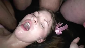 Homemade Orgy with Teens & Cum Swap