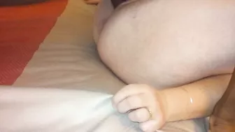 Homemade Swinging Wife Gets Creamed by BBC and Licks Off Black Bull Cum