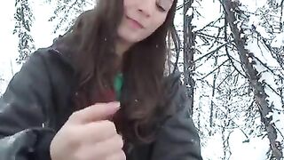 Homemade Blowjobs in the Snow with Amateur College Girlfriends