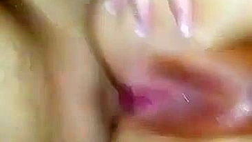 Homemade Squirting Nymphos - Amateur Anal Sex with Big O