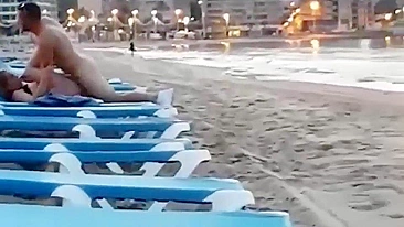 Uninhibited Amateurs Fuck on Beach Sunlounge in Public