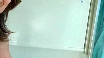 Homemade Squirt Orgasm with Brunette Pussy Rubbing & Finger Fun