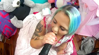 Homemade Sex with Big Dildos & Cumshots - BBC Blowjobs and Facials