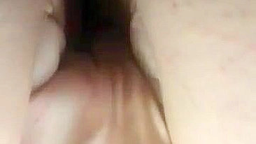 Homemade Porn - Amateur Teen Fingering & Masturbating in Car