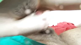 Homemade Squirt Orgasm with Girlfriend Handjob