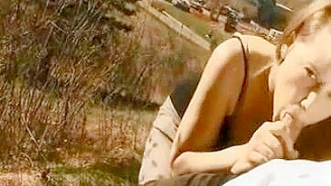 Homemade Outdoor Fucking with Cum Swallowed - Amateur Couple Public Sex