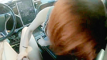 Homemade Car Sex with Redhead Cowgirl - Amateur Fucking on Auto-Pilot