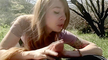 Homemade Outdoor Sex with Long Legs Brunette Babe