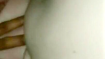 Homemade Squirting Orgasm with Teen Girlfriend Riding Cock