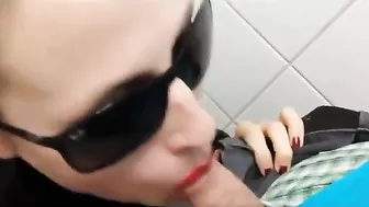 Homemade Amateur Blowjob with Cumshot and Walk of Shame Homemade Amateur Blowjob with Cumshot and Walk of Shame